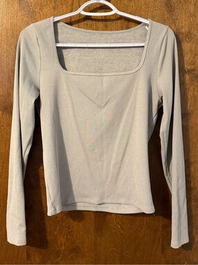 Hollister Square Neck Light Gray Long Sleeve Top